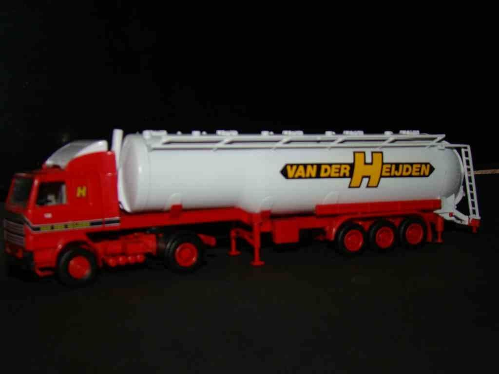 Van der Heijden Herpa Eigenbouw Scania 3-serie met bulk trailer