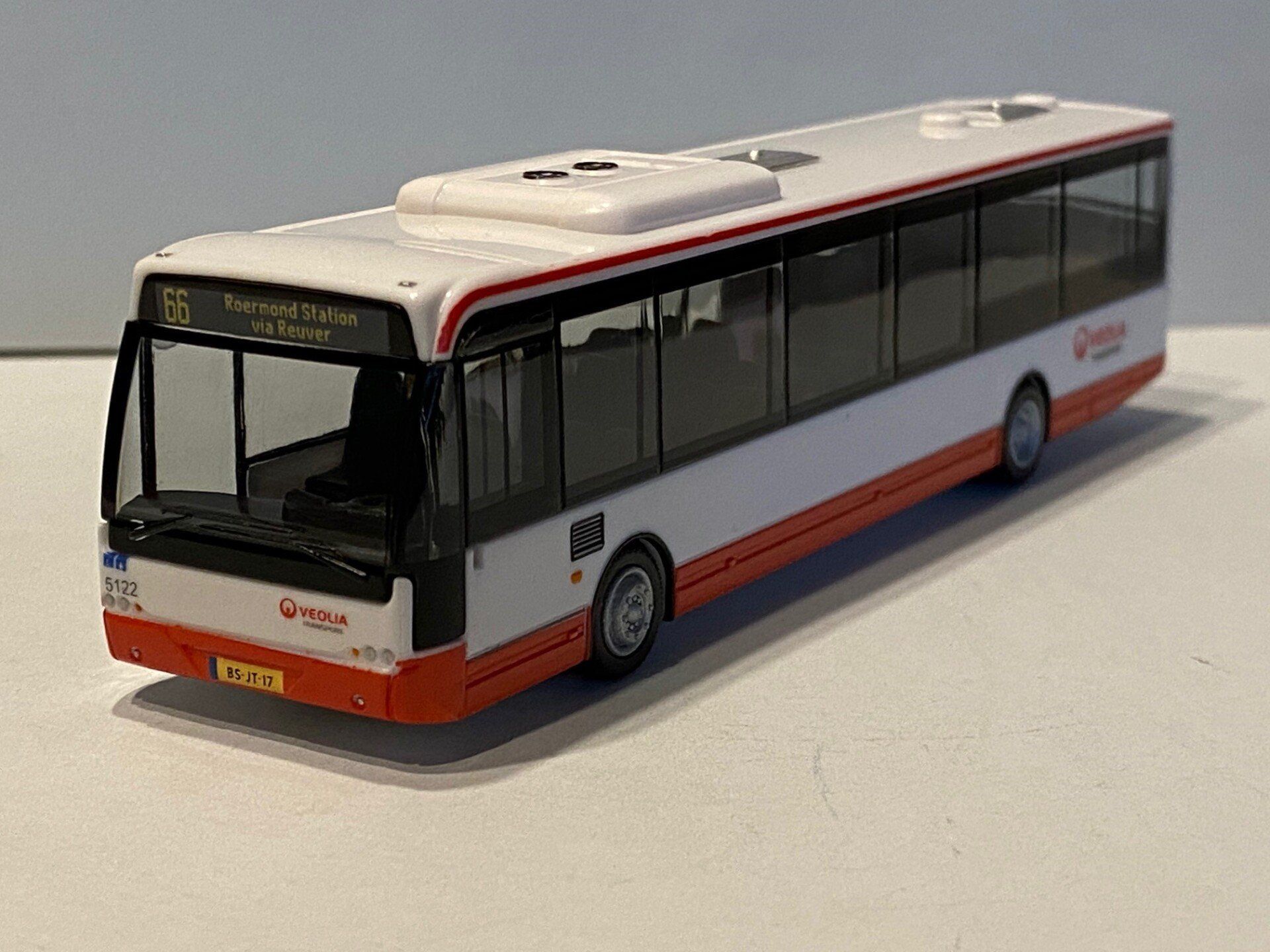 Veolia Holland OTO Bravo VDL Citea SLFA  Lijn 66 Roermond Station via Reuver