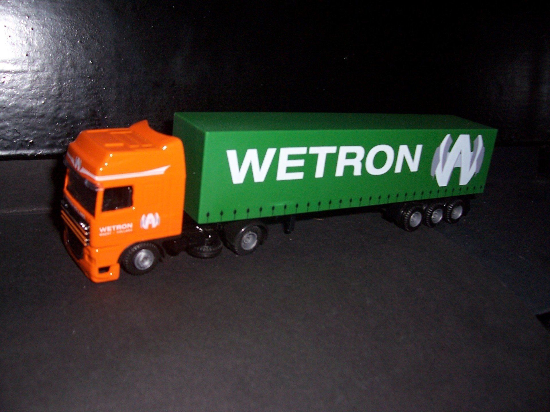 Wetron EFSI Tautliner DAF 95 SSC