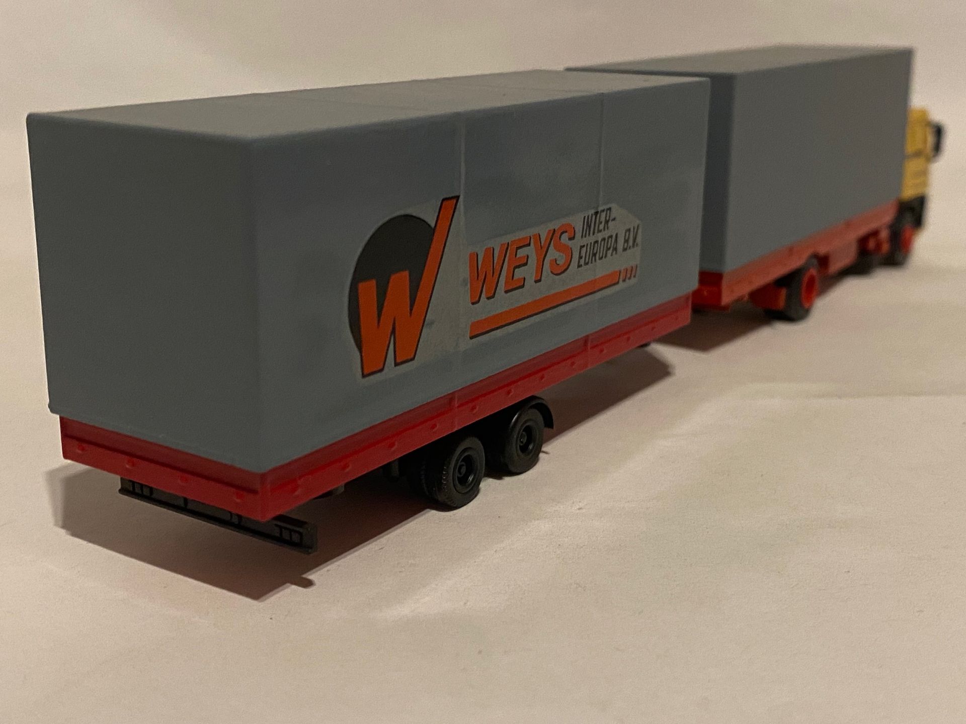 Weys DAF 2800 ATI Volume Combi eigenbouw