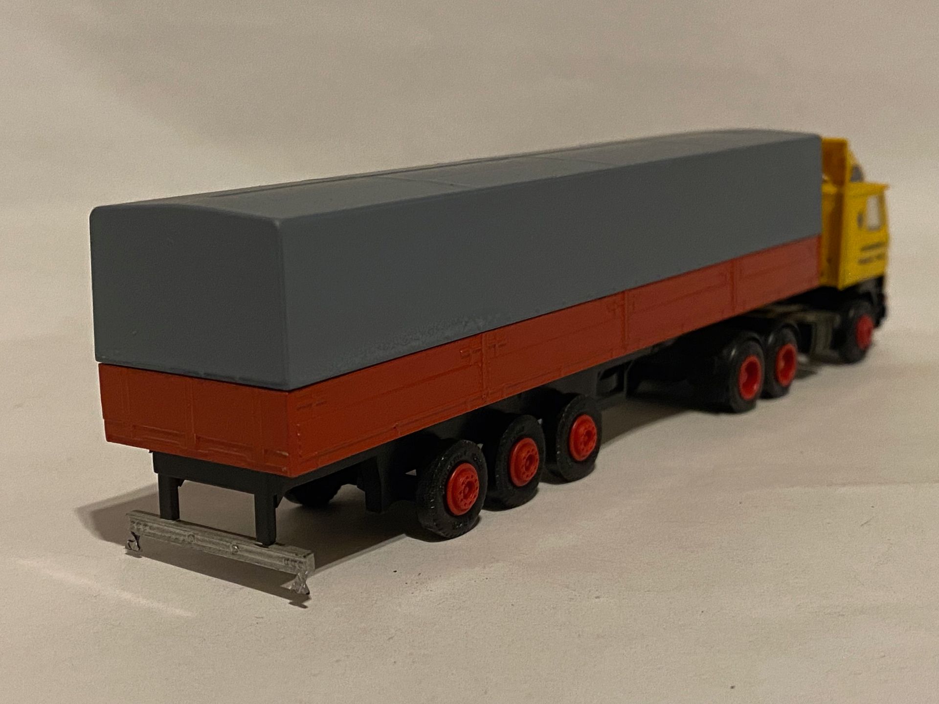 Weys Herpa Scania Scania 142M Tr+Opl. Eigenbouw