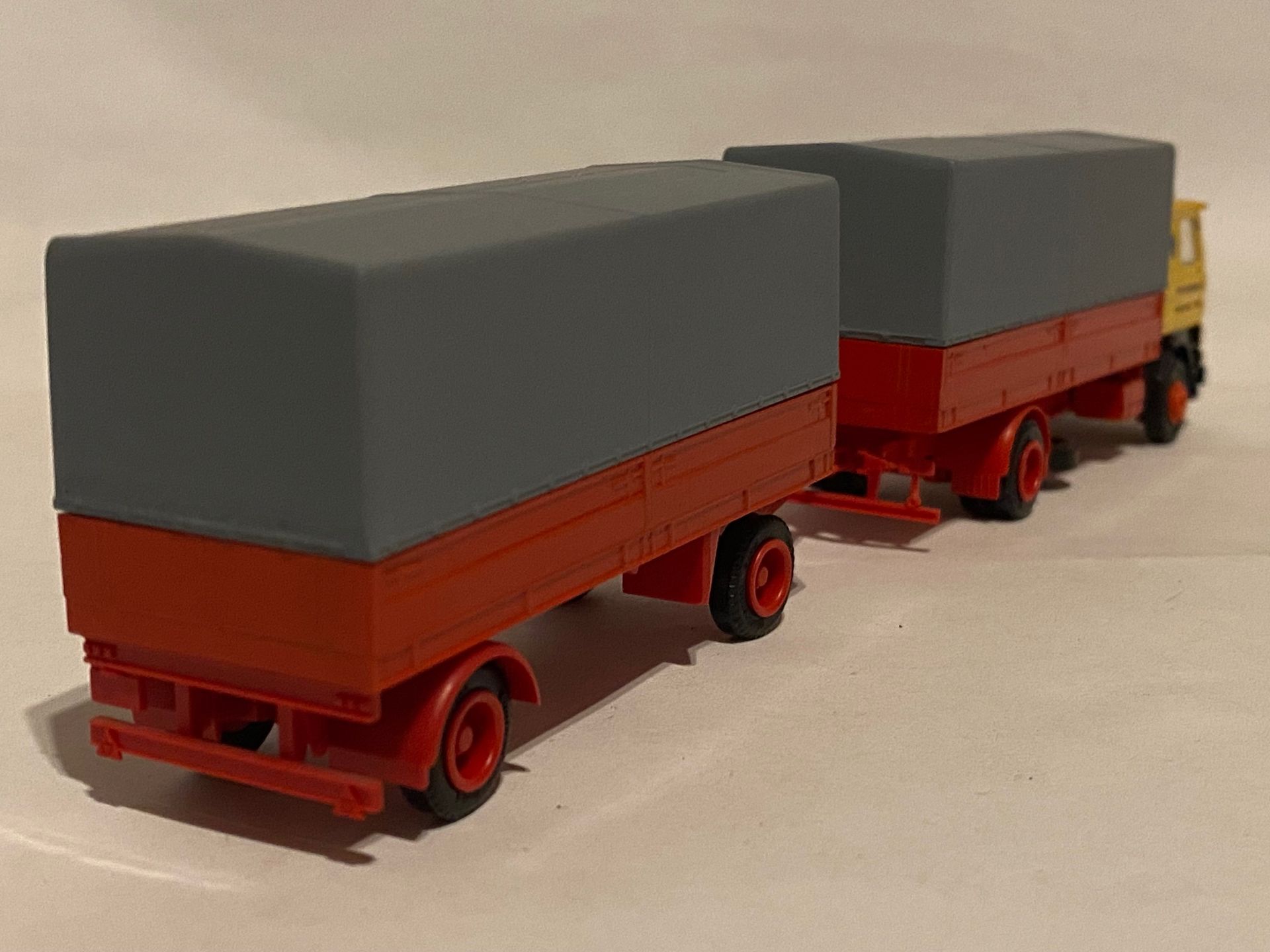 Weys Herpa Scania Scania 142M combi Eigenbouw