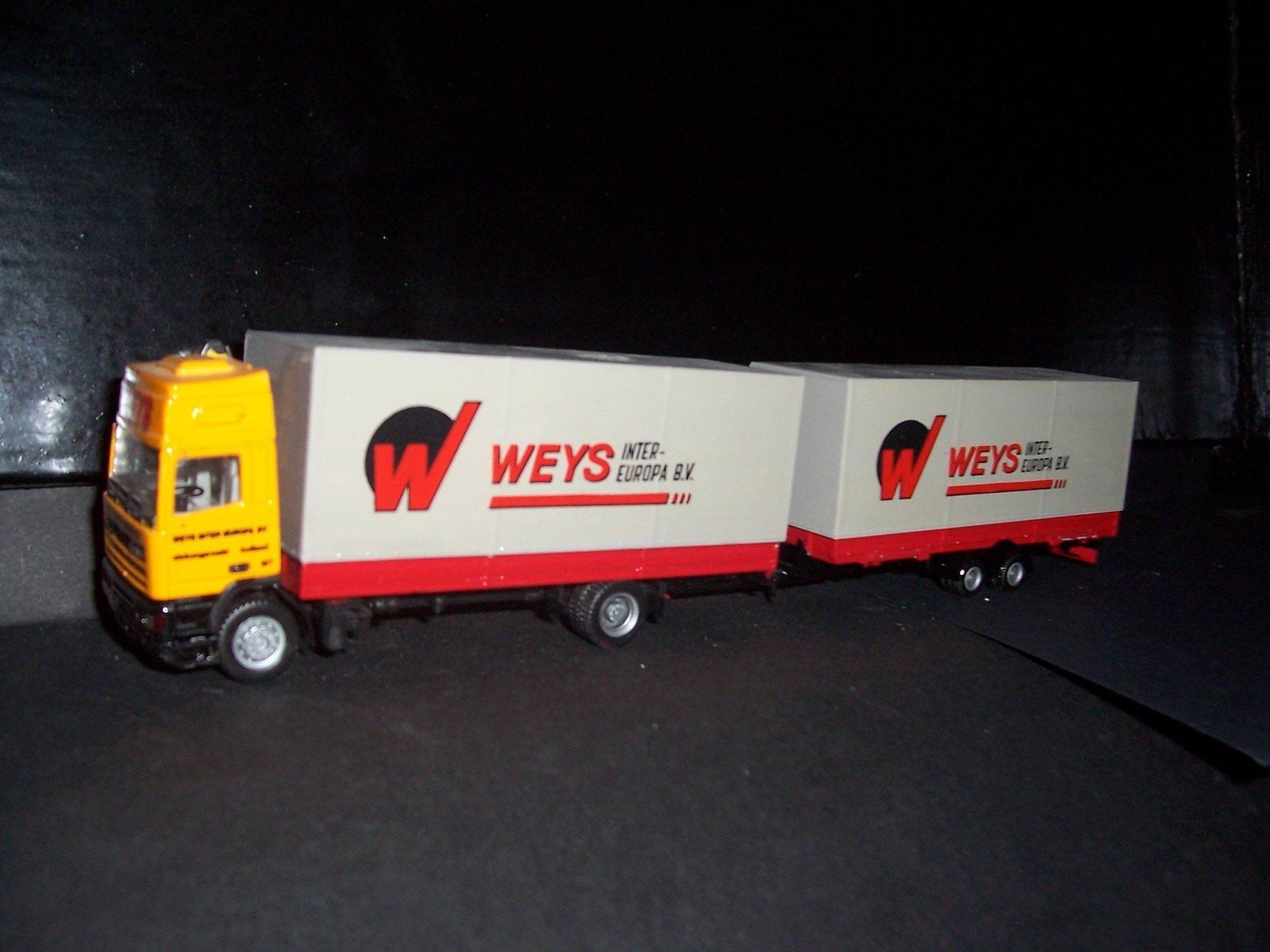 Weys Inter Europa Herpa DAF Top Sleeper Eigenbouw