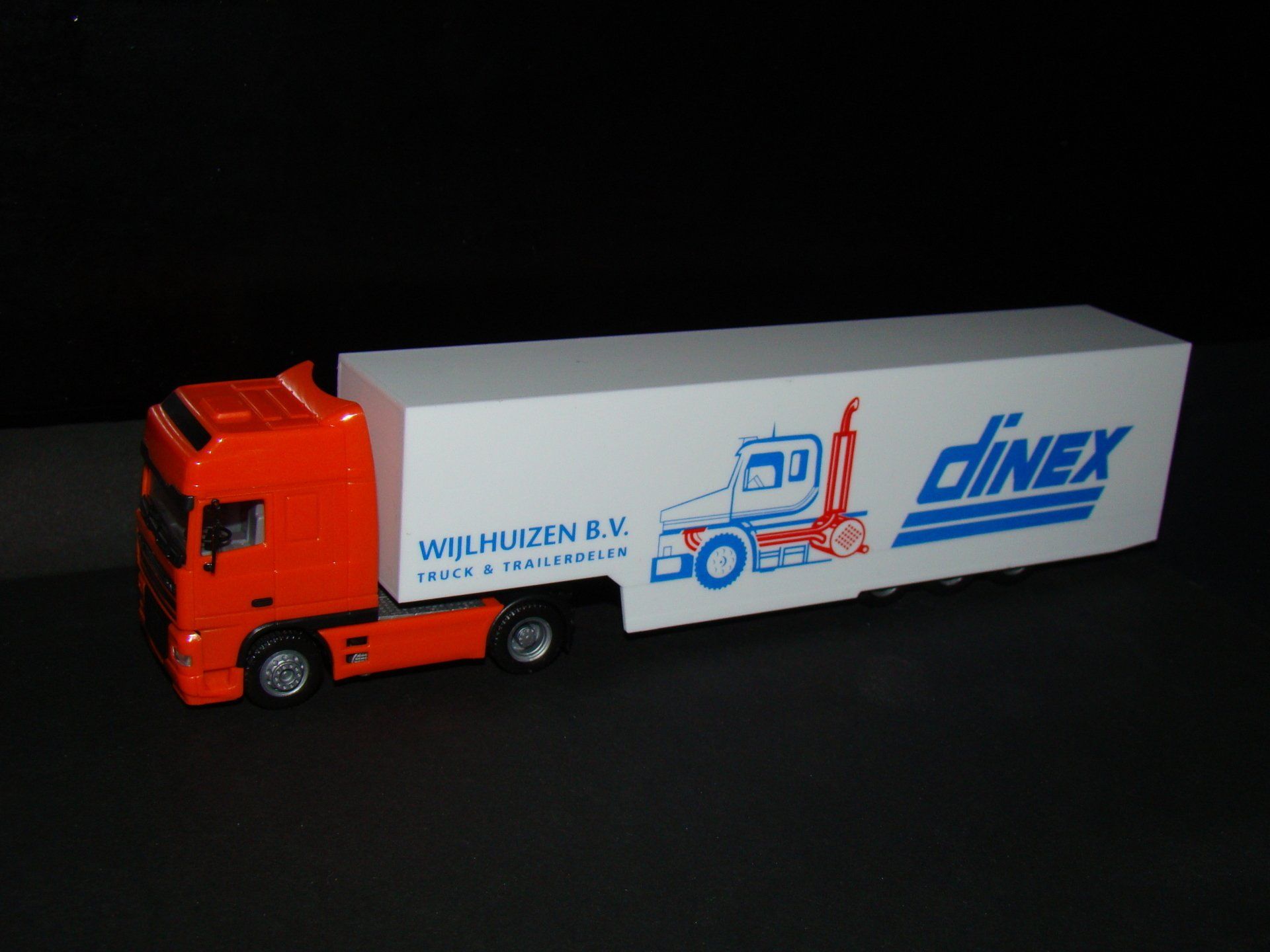 Wijlhuizen - Dinex Herpa DAF 95 SSC