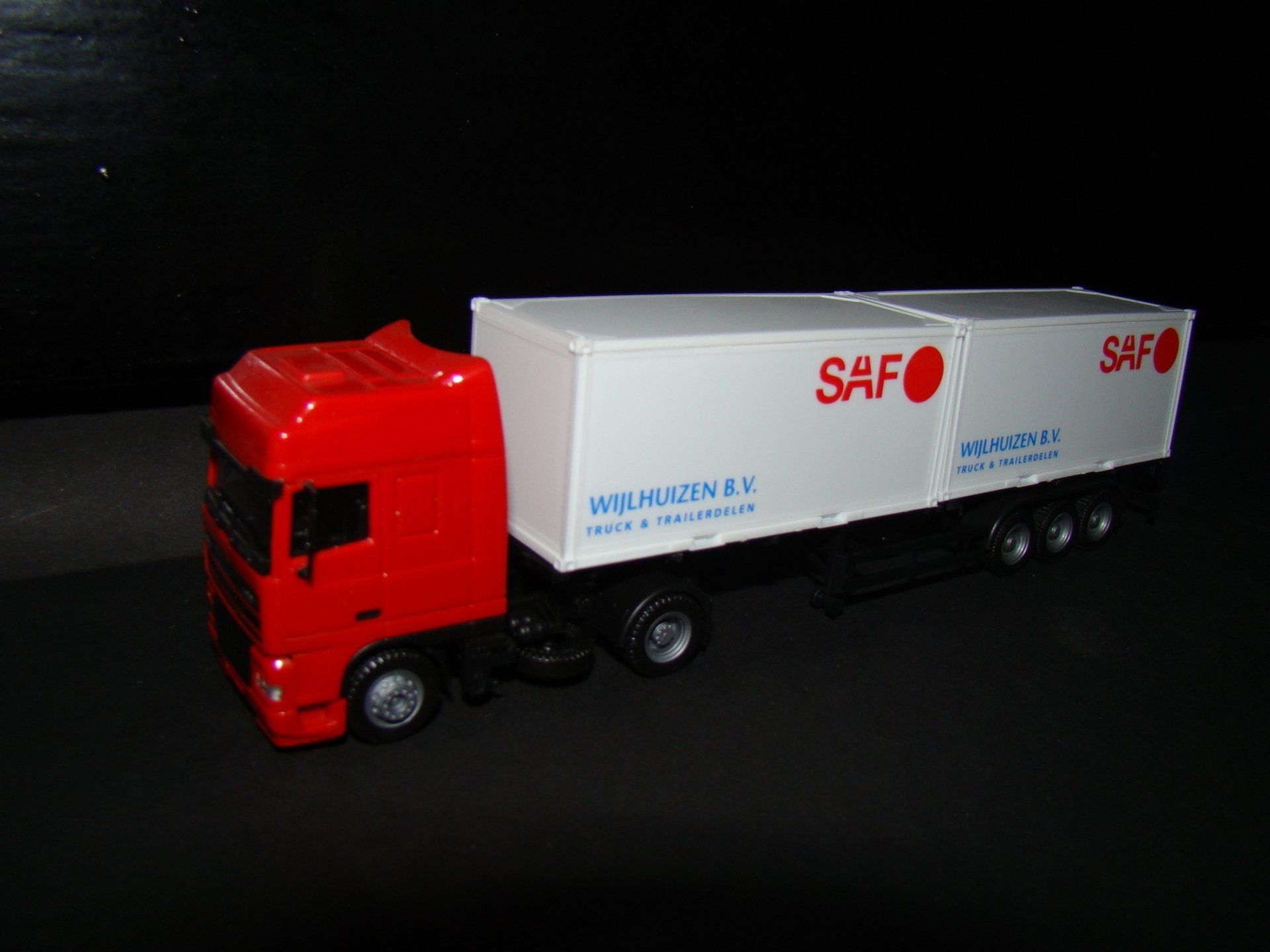 Wijlhuizen - SAF Herpa DAF 95 SSC
