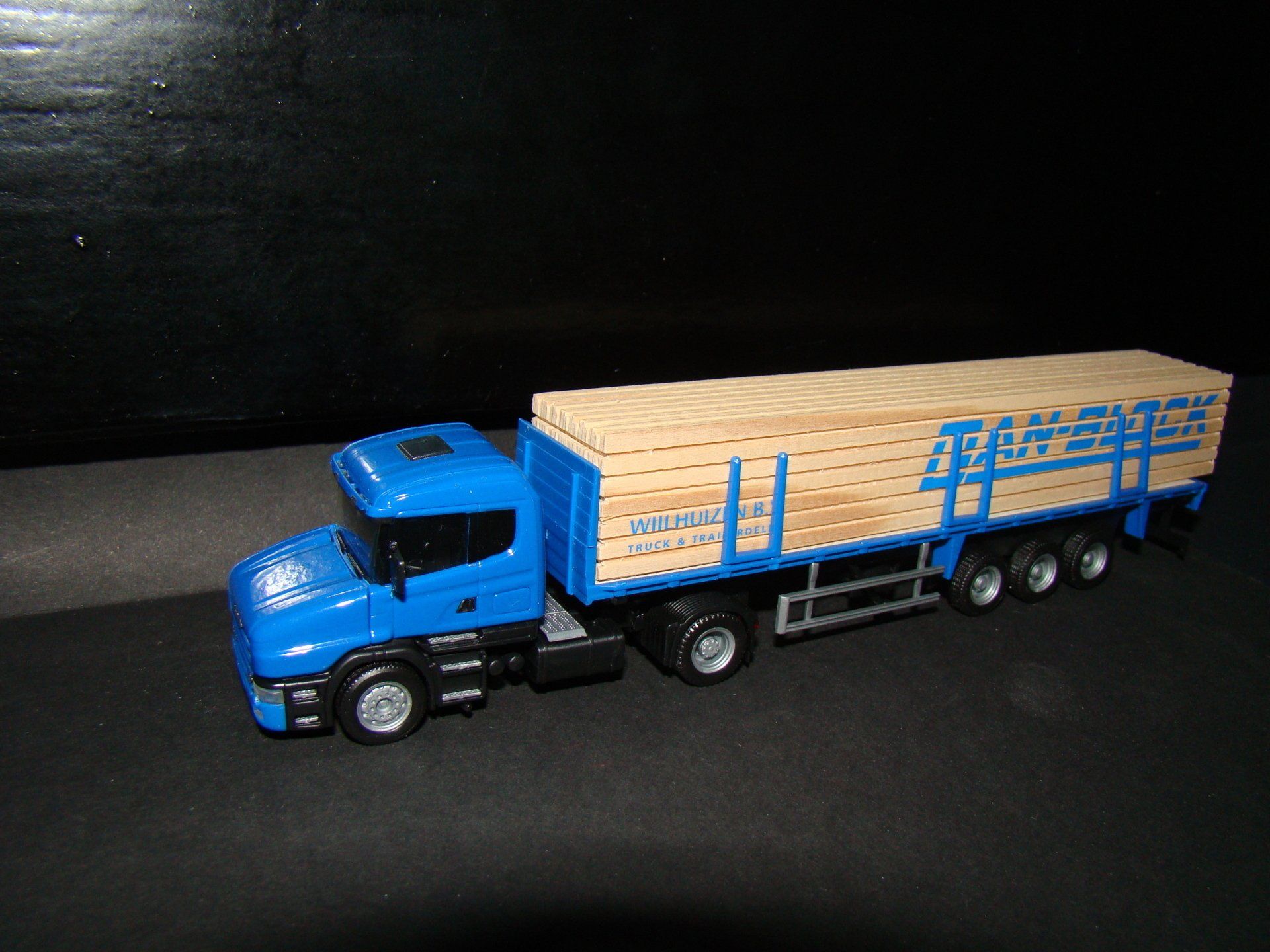 Wijlhuizen - Tan-Block Herpa Scania T-Serie