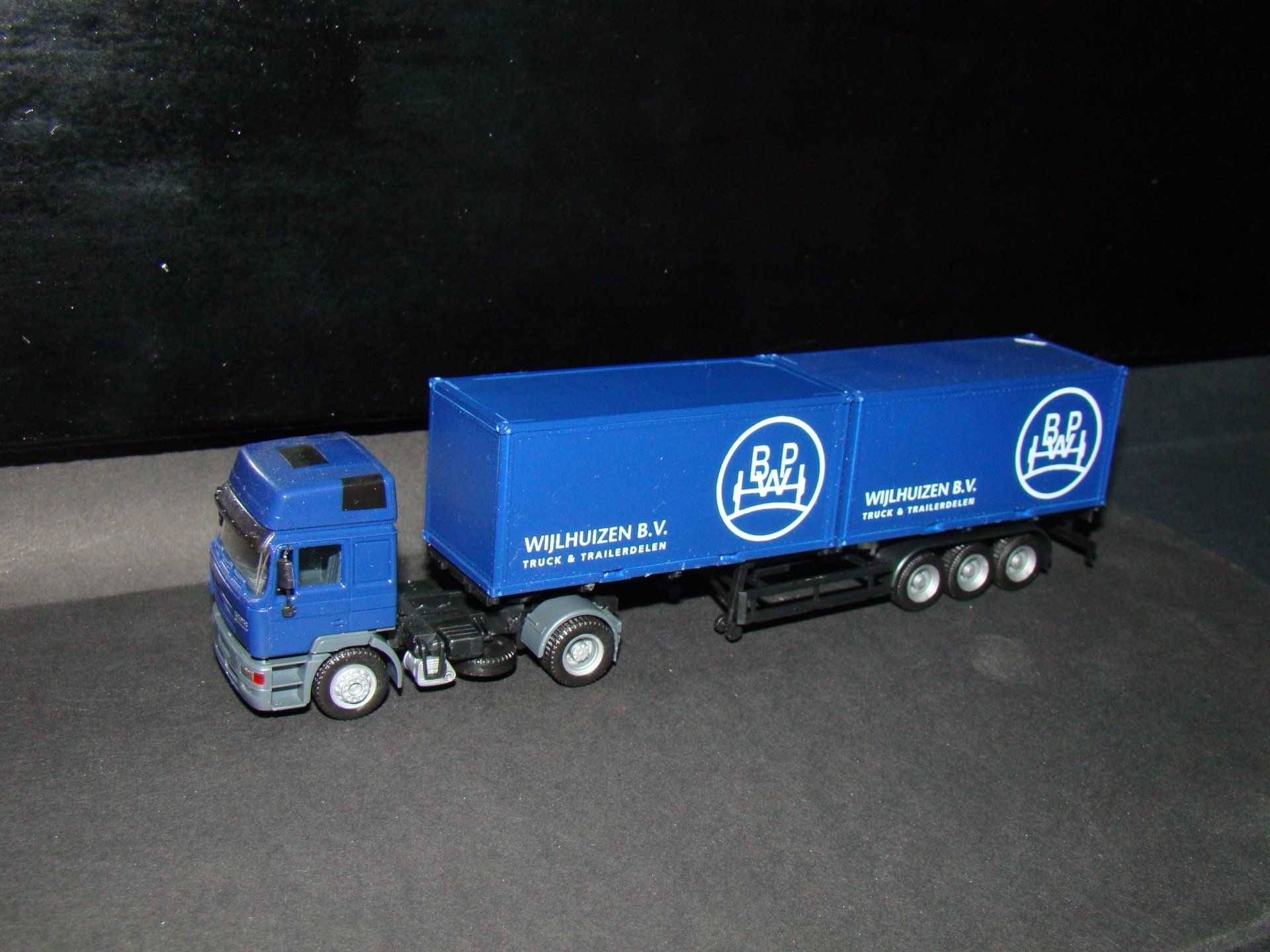 Wijlhuizen - BPW  Herpa MAN 2000XT