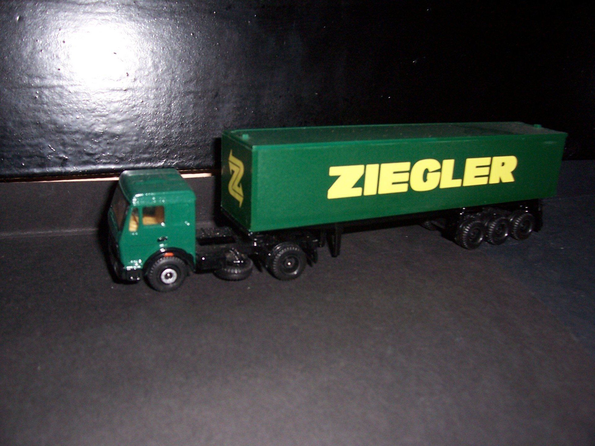 Ziegler EFSI MB Lampen geaccentureerd