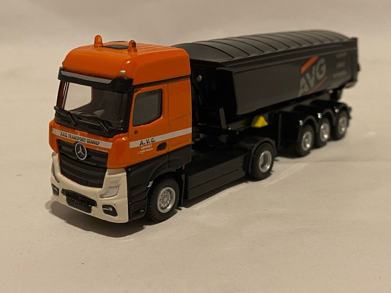 AVG Beheer B.V. Tematoys 72-2103 MB Actros MP4 big space 4x2