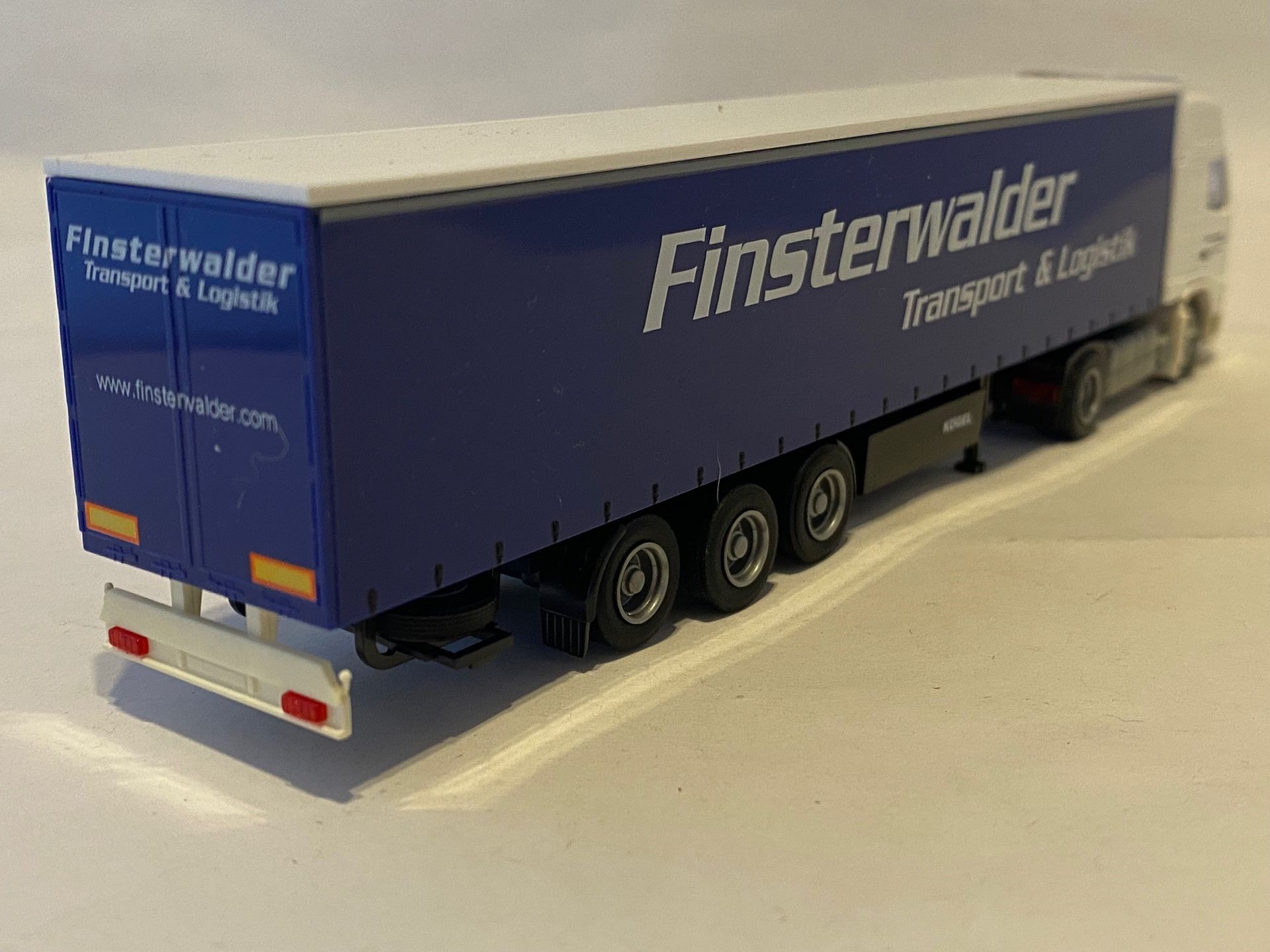 Finsterwalde AWM 57447.2 Volvo FH5