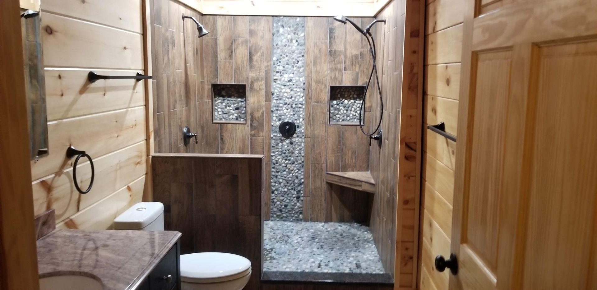Rustic bathroom 