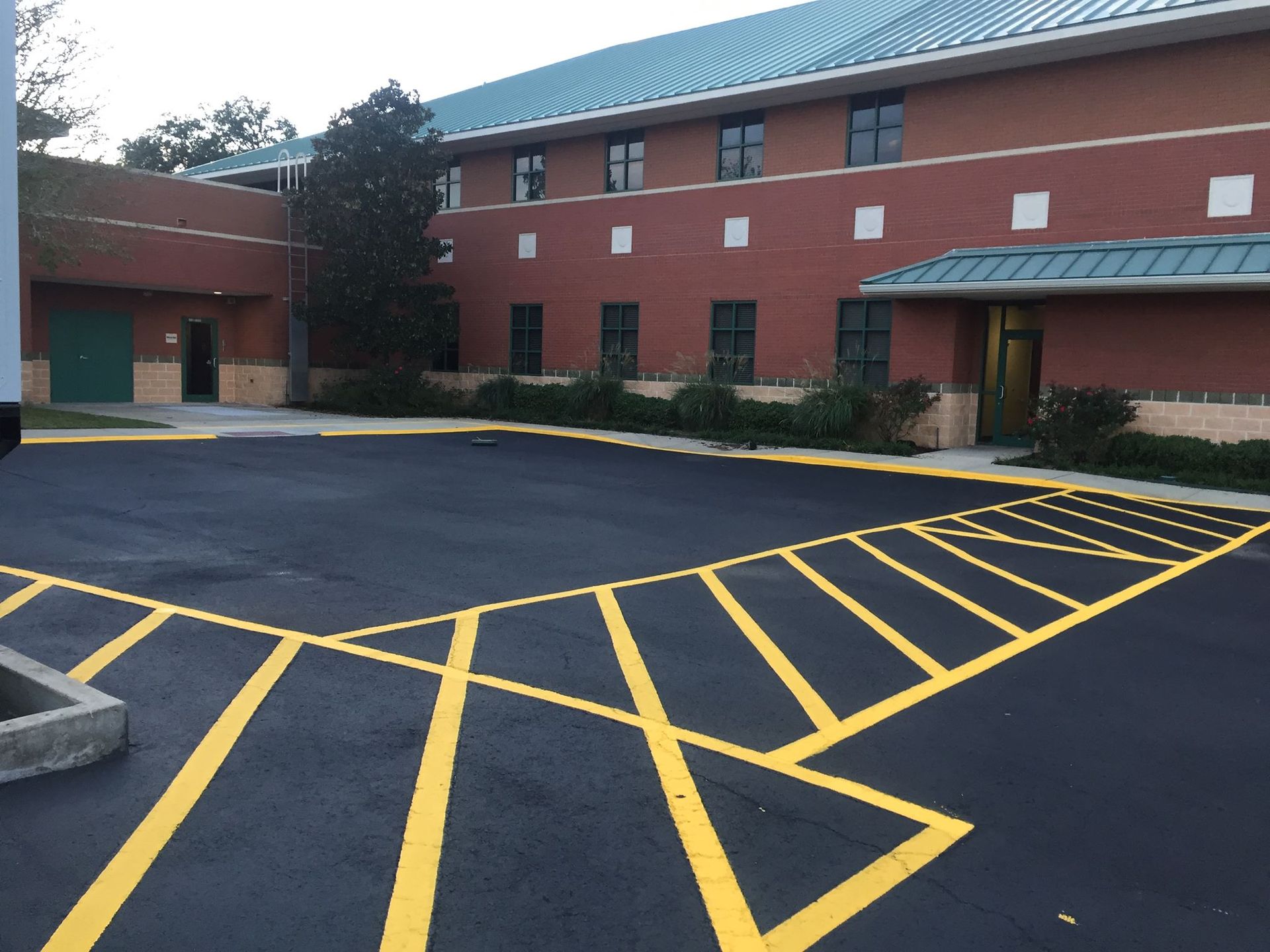 parking lot asphalt paving and striping