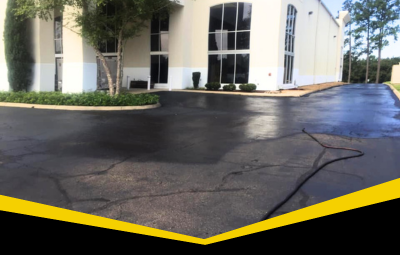 asphalt crack sealing