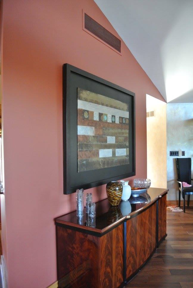 Hanging Painting on the Wall — Wilmington, DE — Ayala Painting