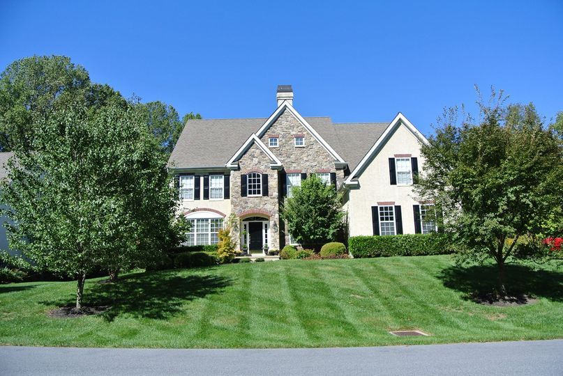 House with Green Lawn — Wilmington, DE — Ayala Painting