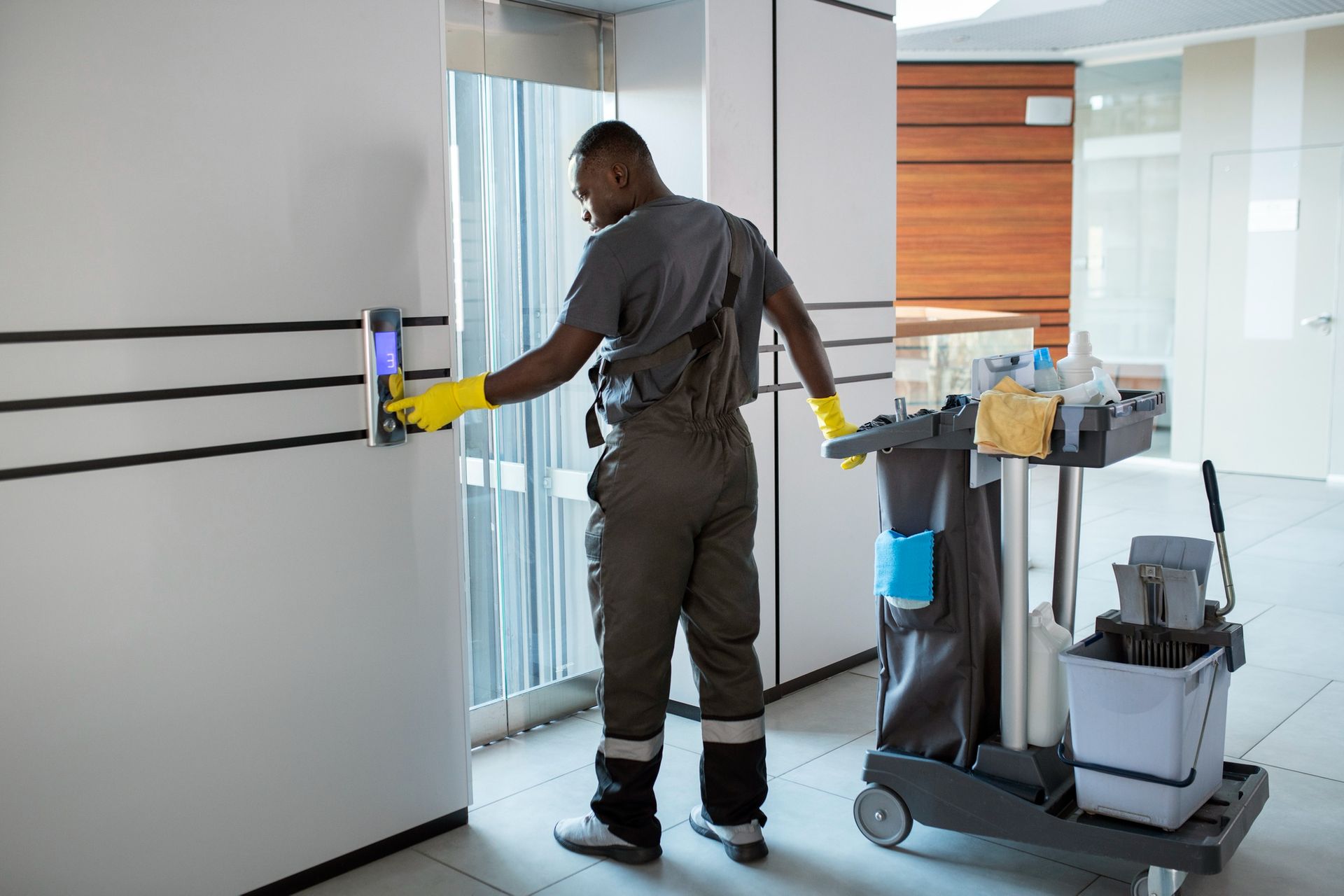 Cleanliness
Gemilang
Cleaning
Solutions
Guest Loyalty
Well-maintained space
Reliable partner
Partner
Turnover cleaning
Deep Cleans
