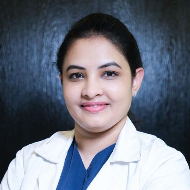 Dr. Kantamneni Lakshmi - best laparoscopic plastic surgeon in hyderabad | top advanced laparoscopic surgery doctor near me