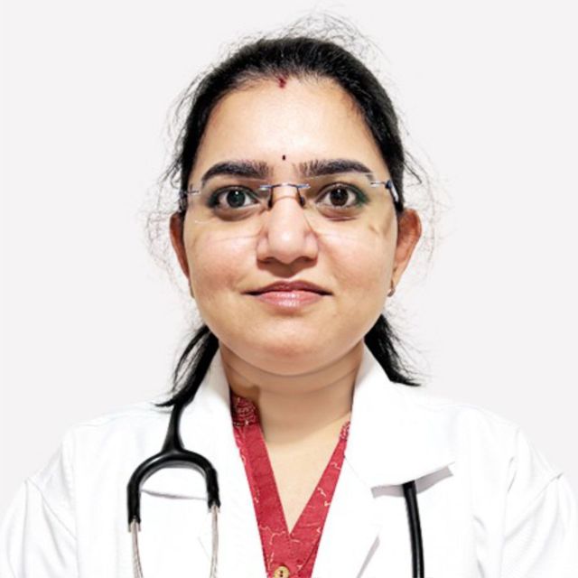 Dr Renuka Seshamamba Kanala - best intensivist in Hyderabad, India | top anesthesiologist | intensivist doctor near me