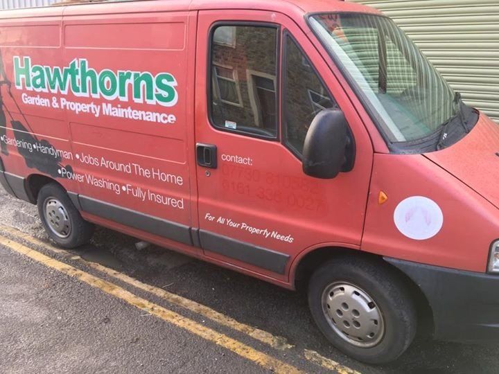 Hawthorns van