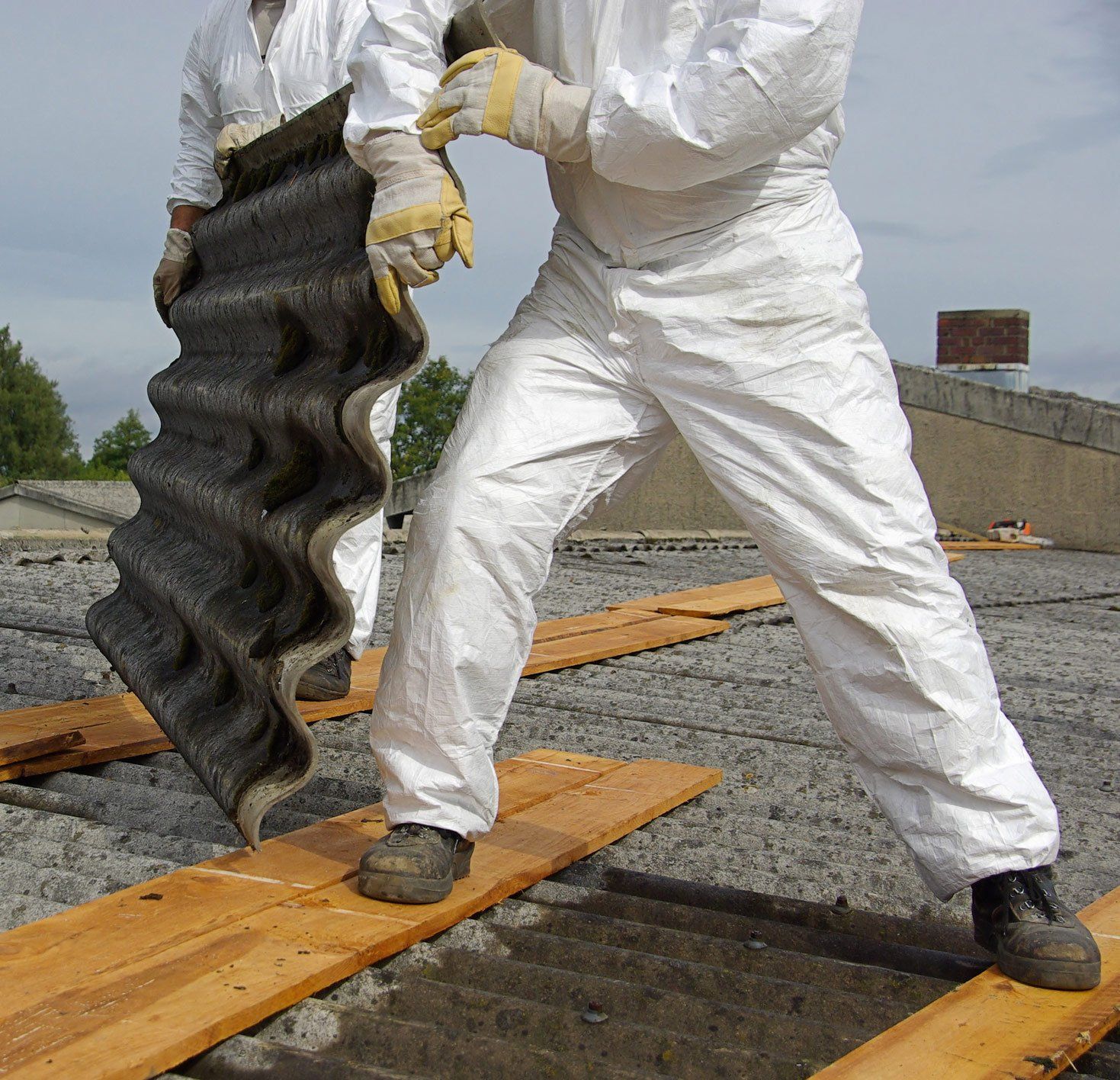 Asbestos Removal on Process — Omaha, NE — McGill Asbestos Abatement, LLC Asbestos Removal on Process — Omaha, NE — McGill Asbestos Abatement, LLC