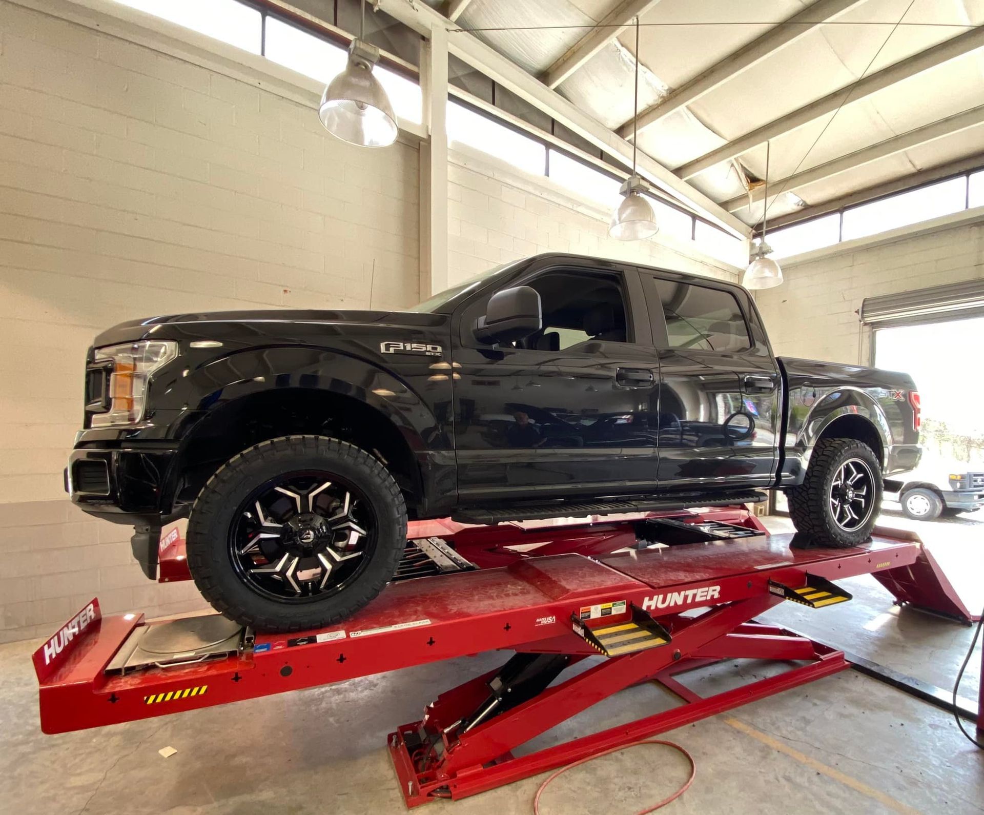 Shop Image or Workspace Image | Apex Vehicle Services