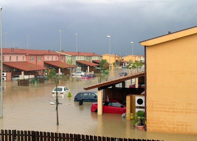 extreme weather like hurricane harvey causes flooding
