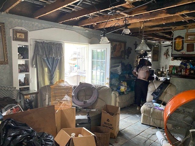 hoarder house quickly