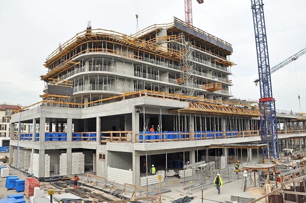 Distribución de puntales metálicos en Monterrey y México