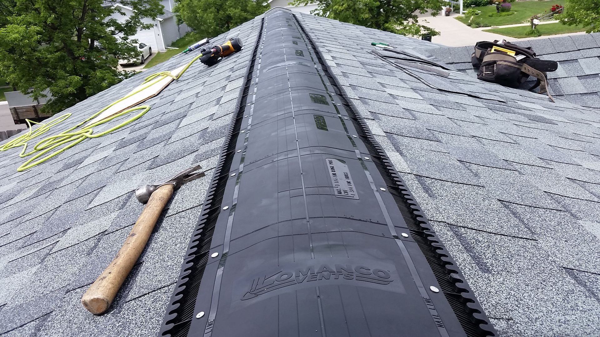 LOR-30 Low Profile Shingle over Ridge Vent Installed in Breckenridge MN