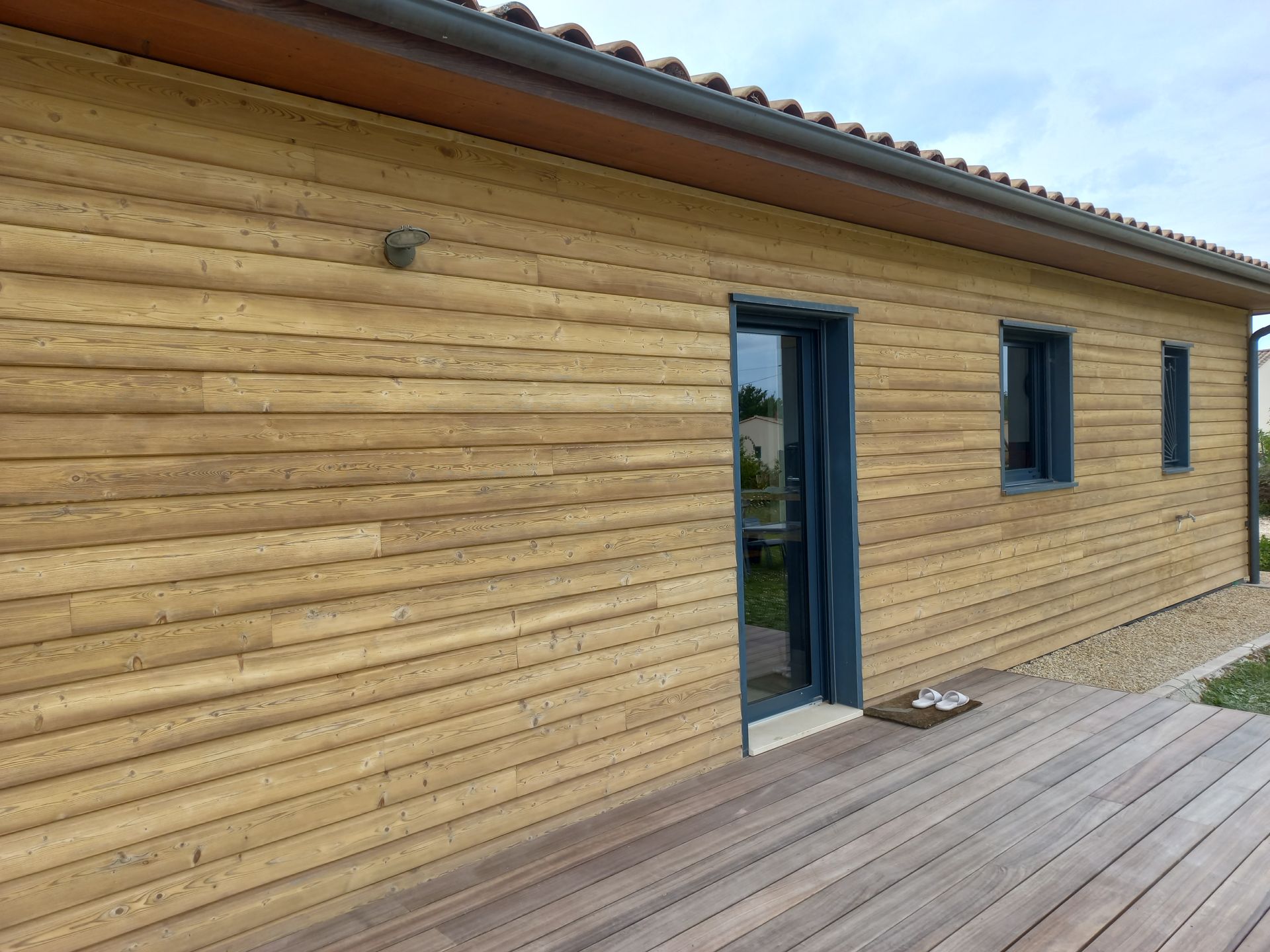 Décapage chalet bois après