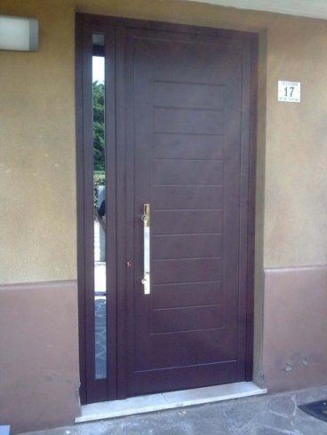 Porta di un abitazione