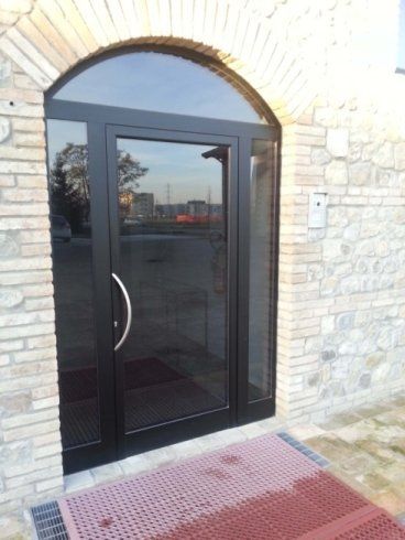 Portone di ingresso di un palazzo