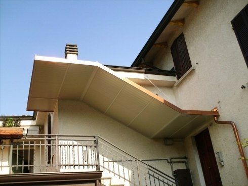 Vista laterale di un edificio