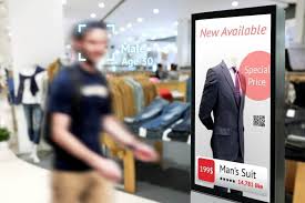 Abiti uomo digital signage