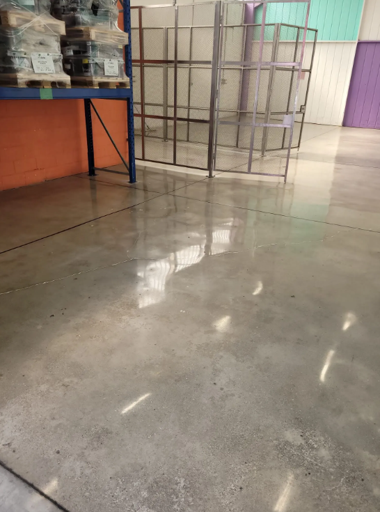 termine del processo di lucidatura pavimenti in calcestruzzo