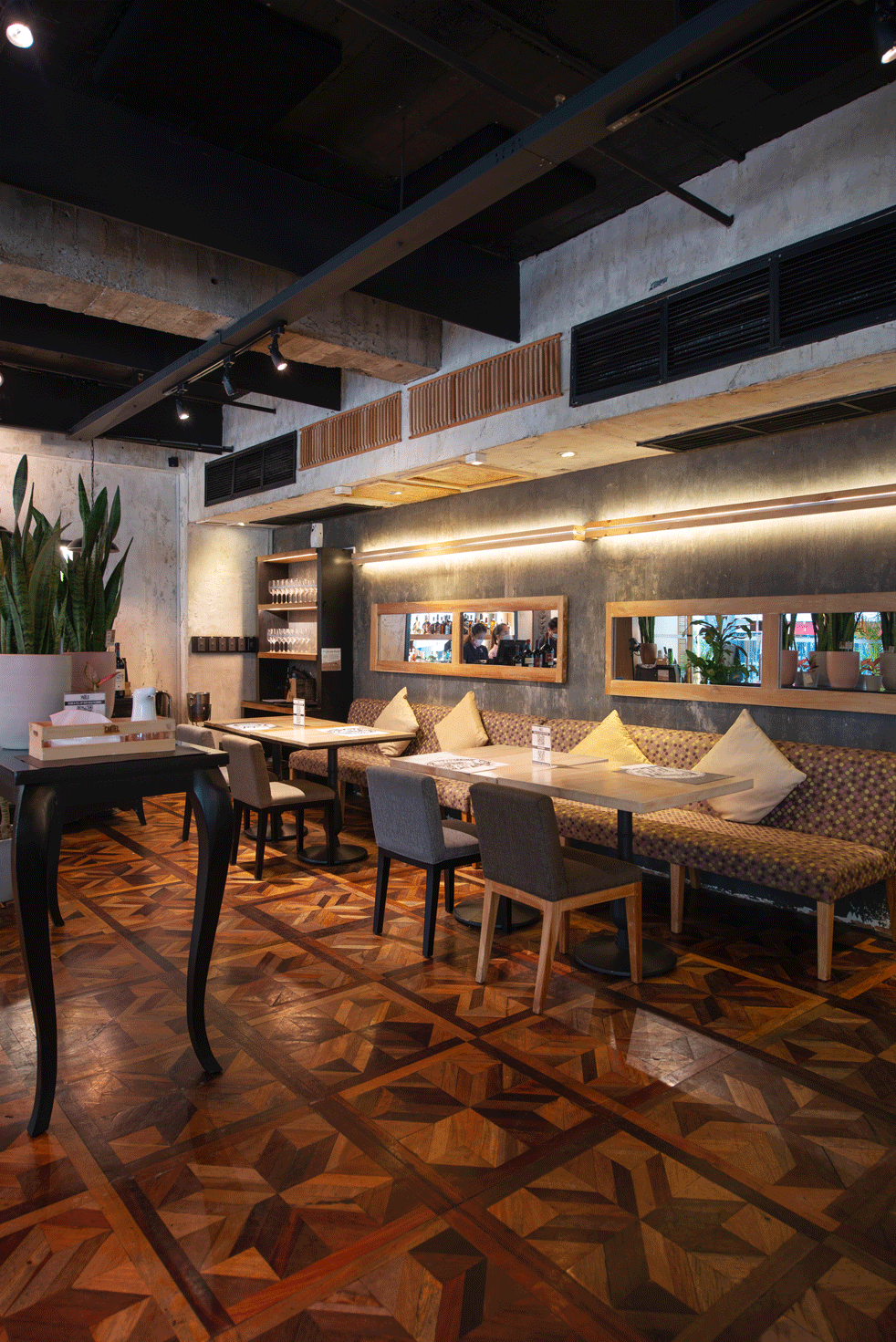 Pablo Bistro: Intimate Dining with Spanish Romance