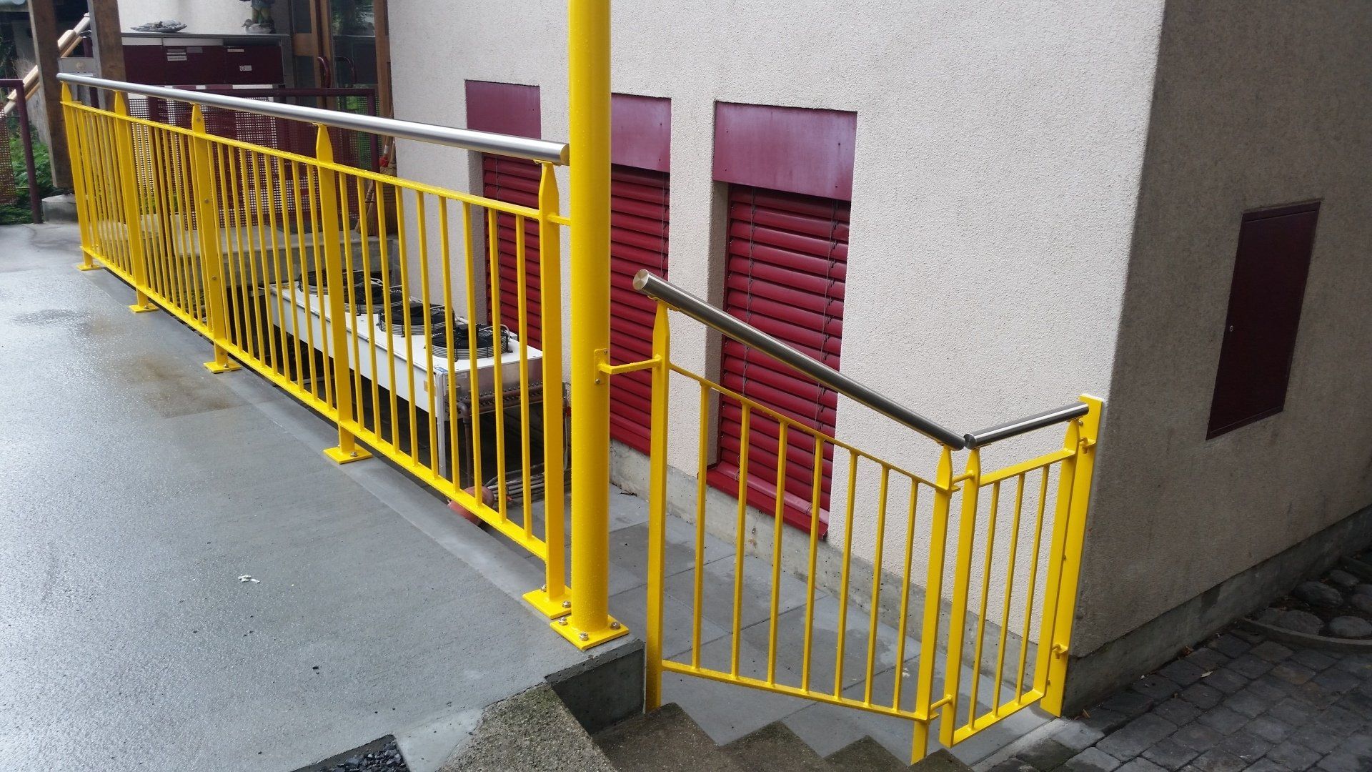 Parkplatzgeländer