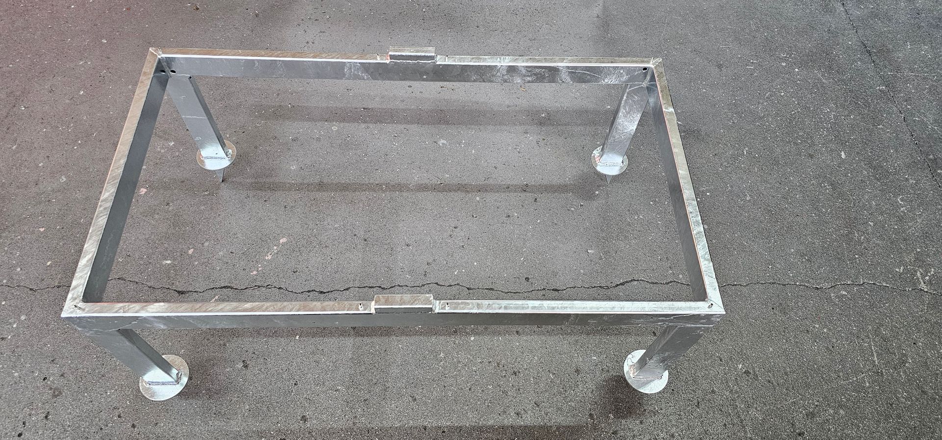 Metallgestelle aus Stahlrohr