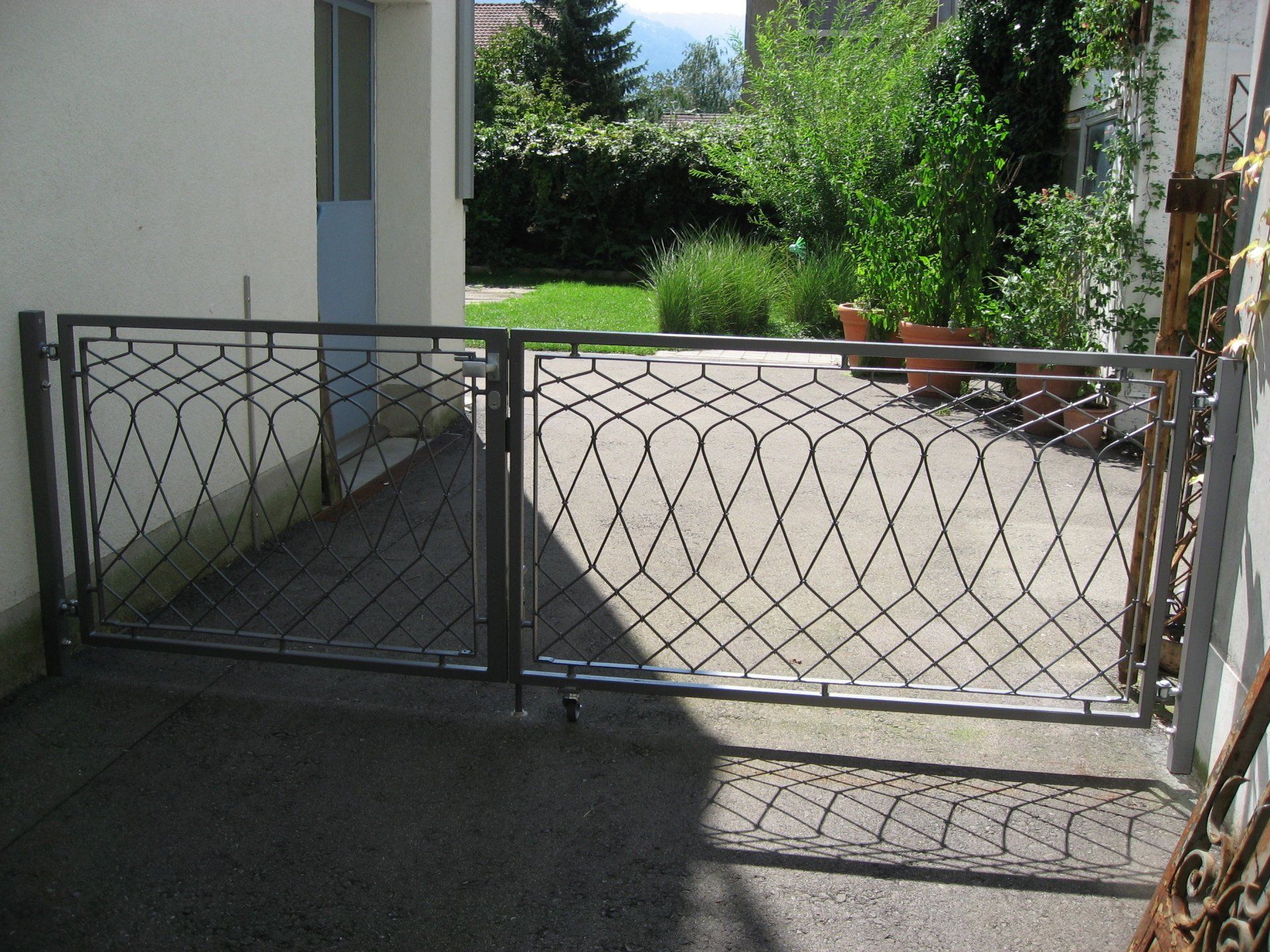 Einfahrtstor