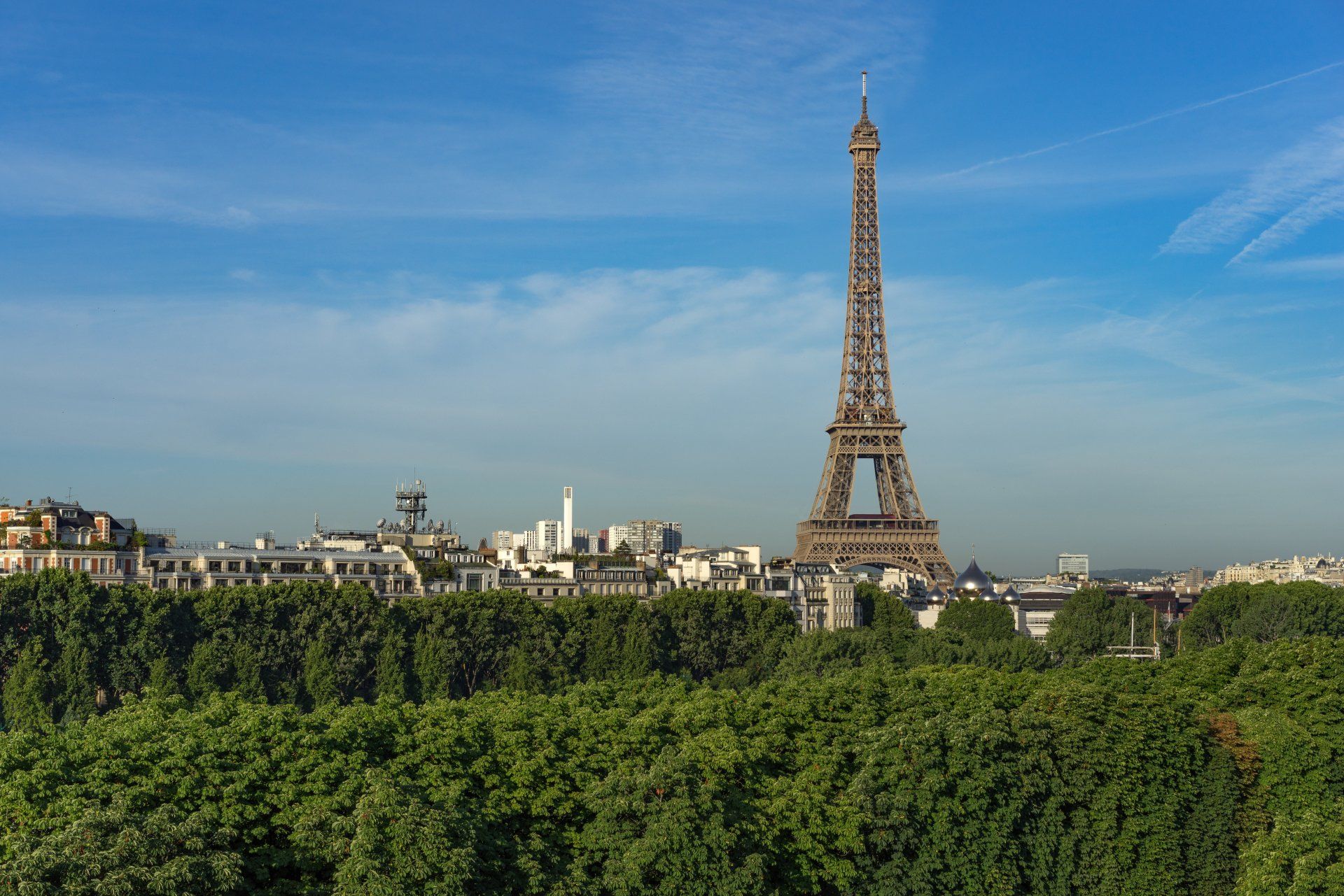 Charles Ferry suite, view of Paris - Le Damantin Paris