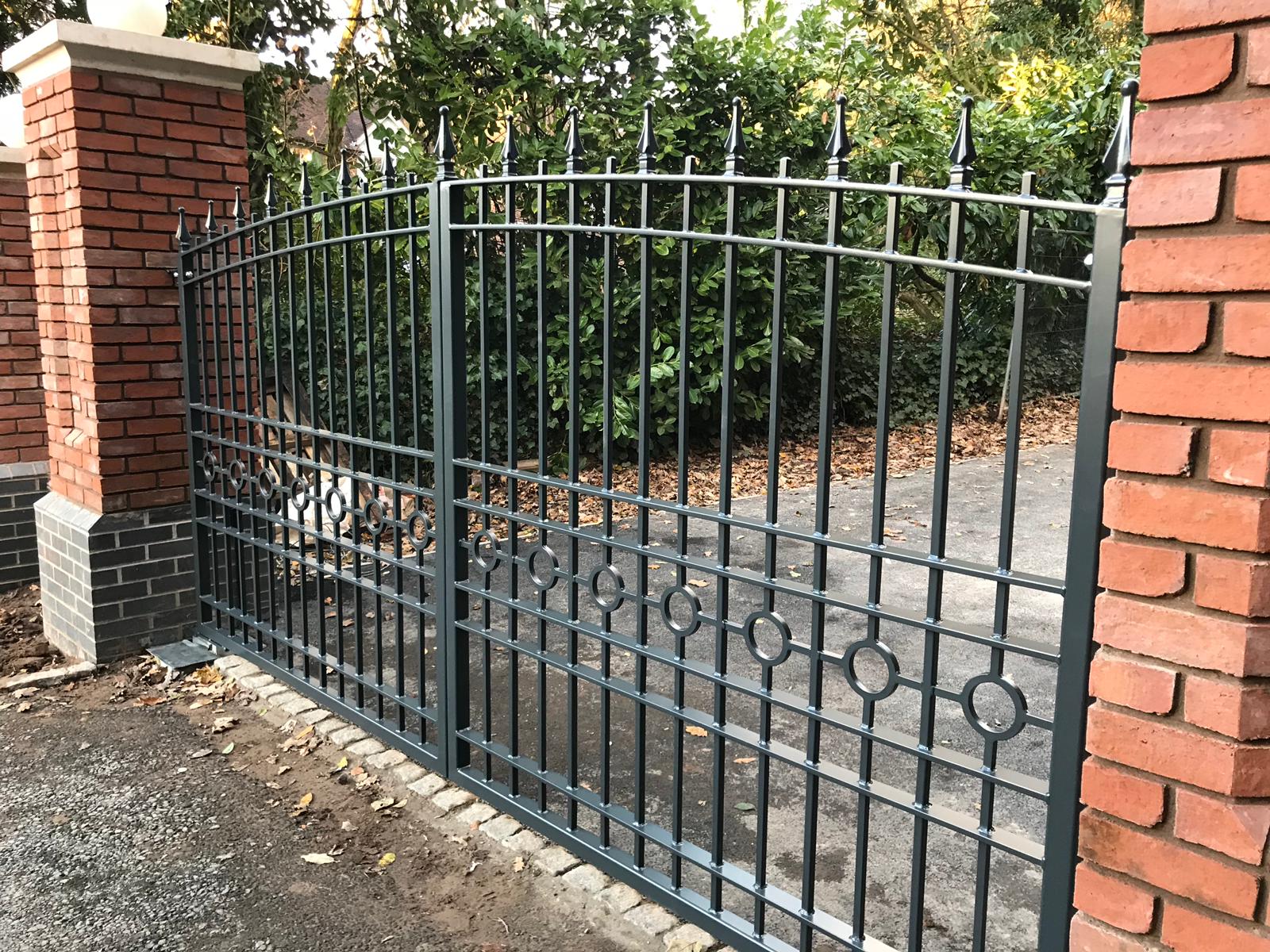 Timber gates | Warwickshire Gates Ltd