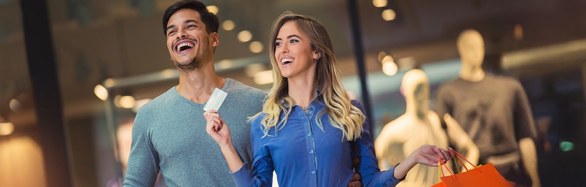 Consumidores goianos no Shopping