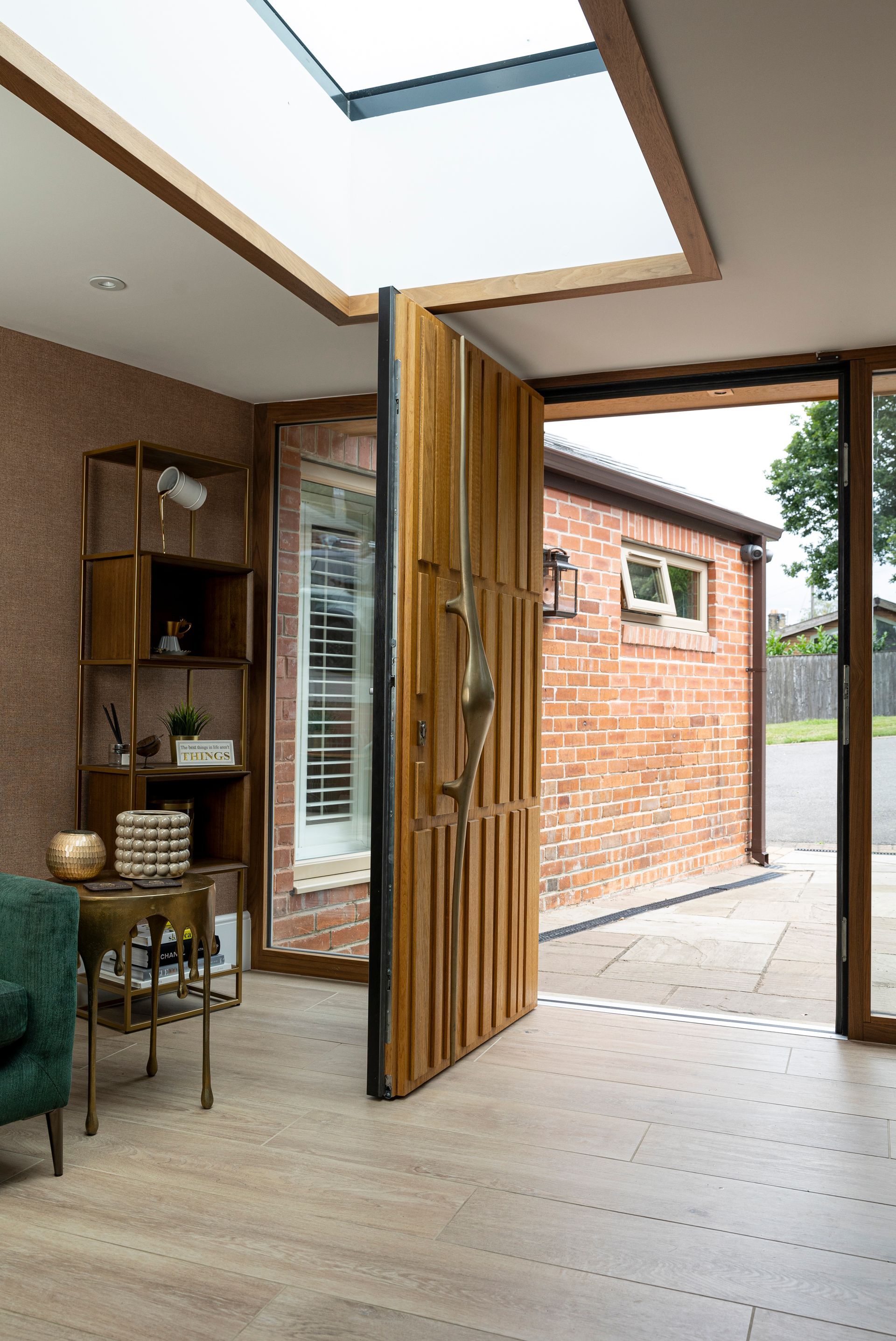 Moralt exterior door