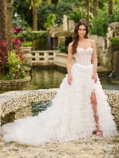 Bridal Gowns Mansfield, OH - Kuhn's Bridal & Formal Outlet Bridal Gowns Mansfield, OH - Kuhn's Bridal & Formal Outlet