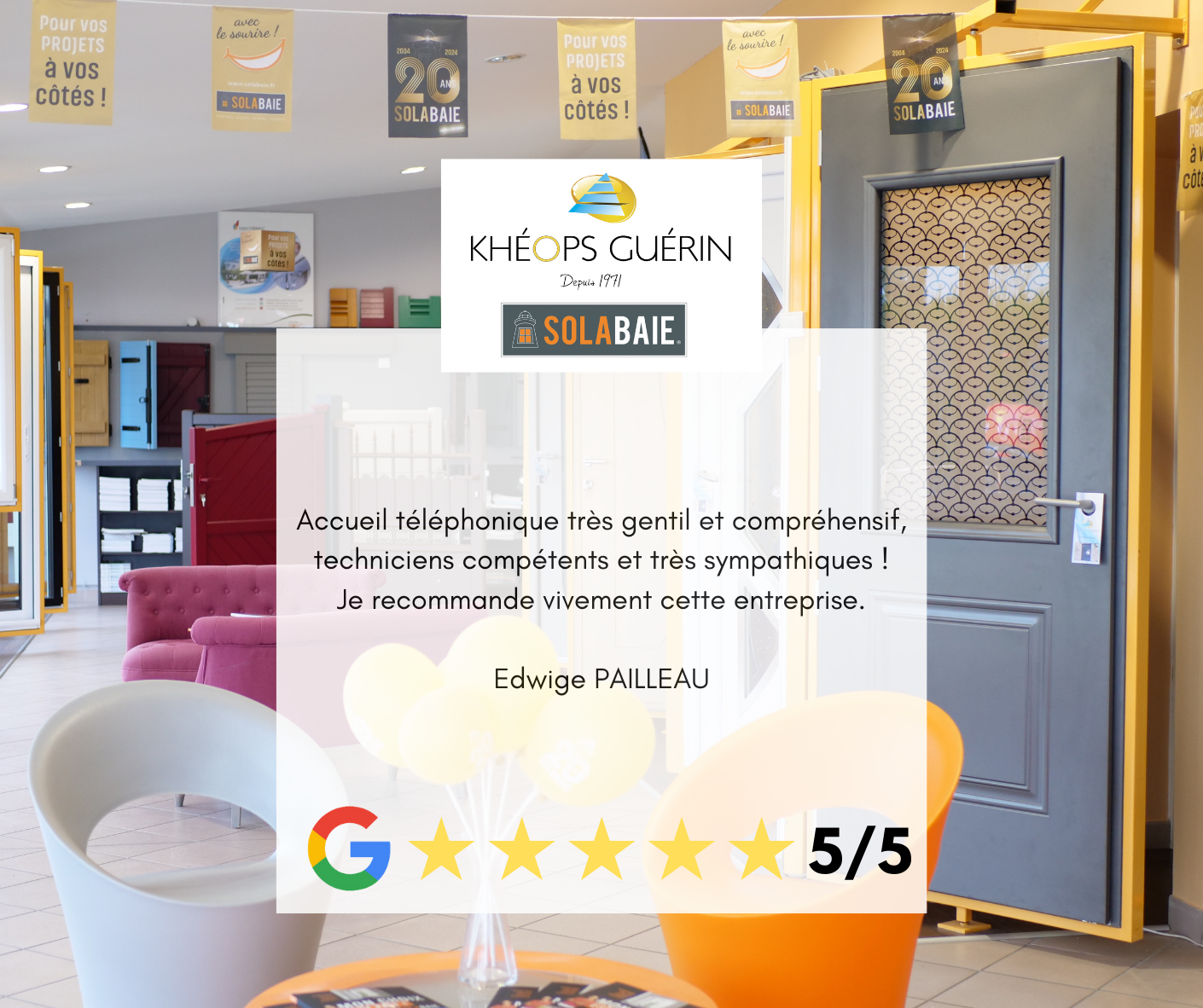Une photo d'une pièce avec une note Google de 5/5