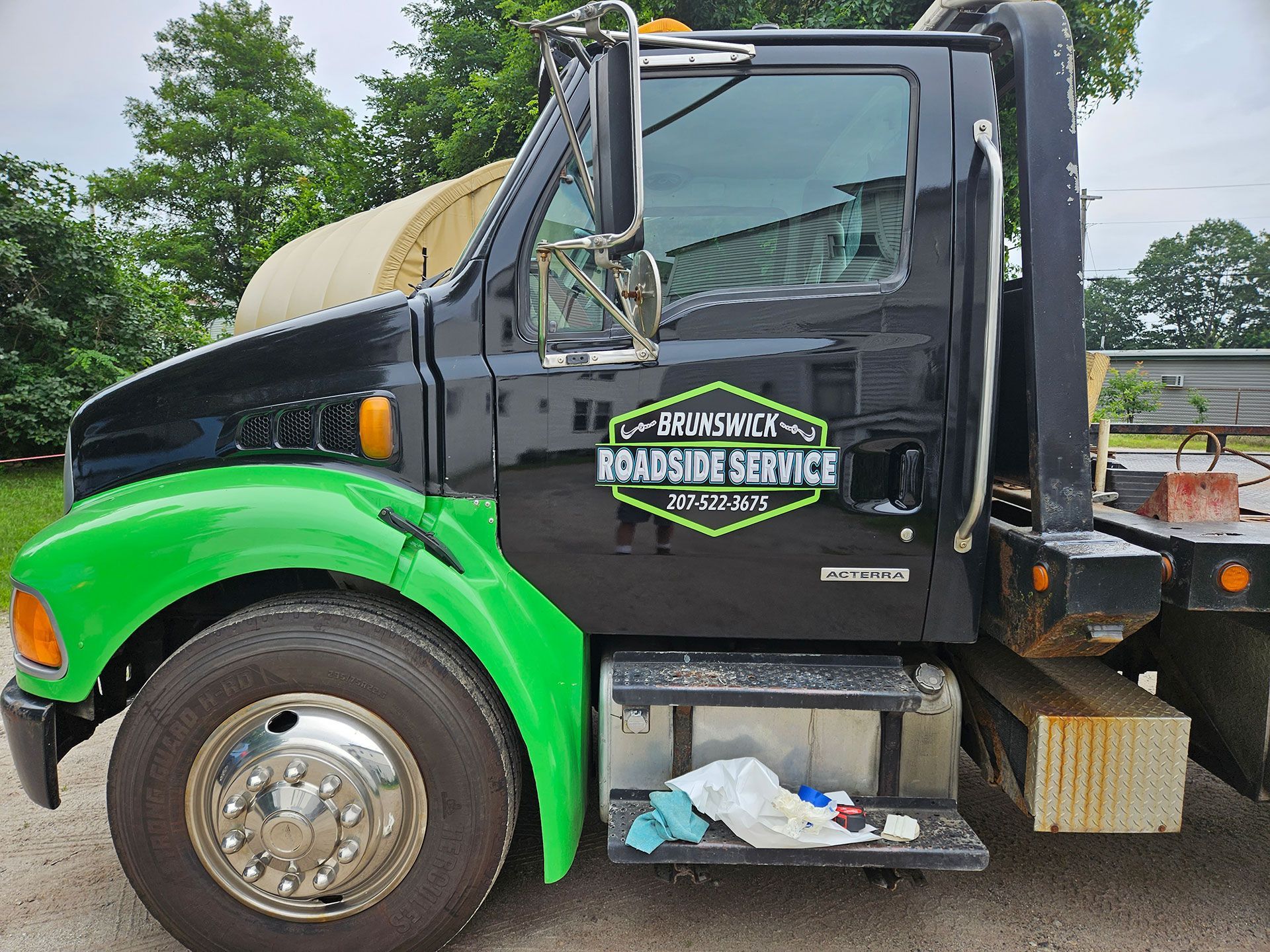 Vehicle Lettering 79