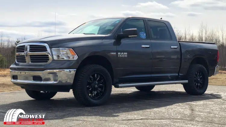 Black Truck | Midwest Truck and Tire