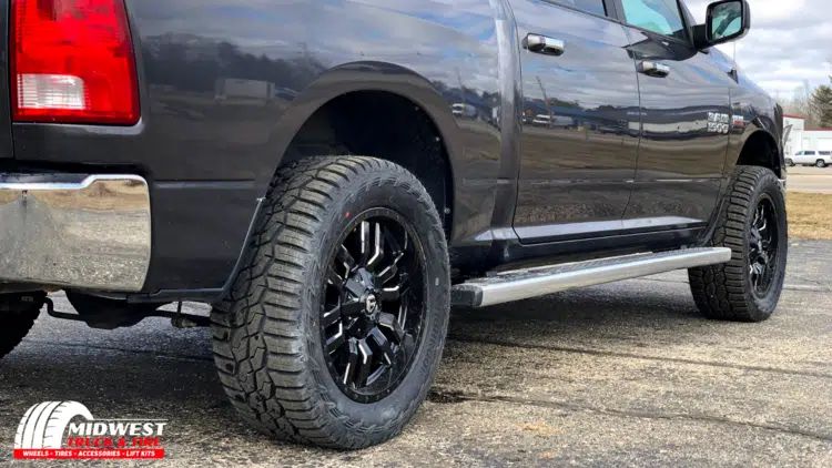 Black Truck | Midwest Truck and Tire