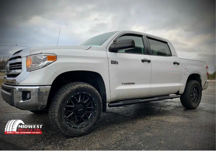 White Truck | Midwest Truck and Tire