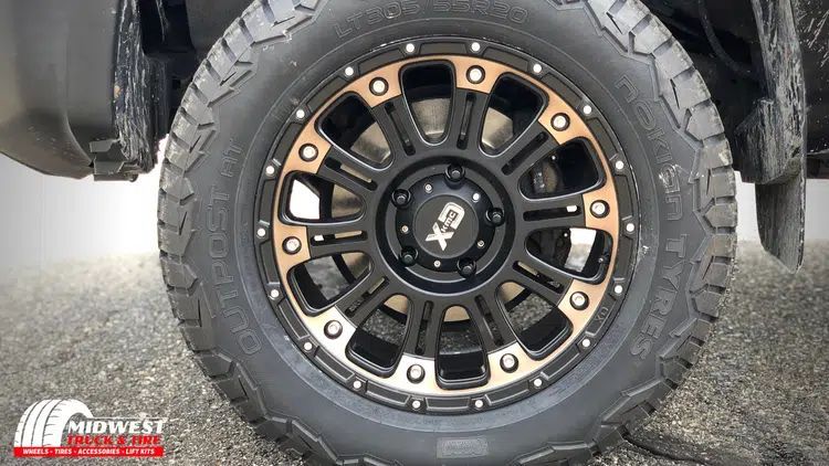 Tire | Midwest Truck and Tire